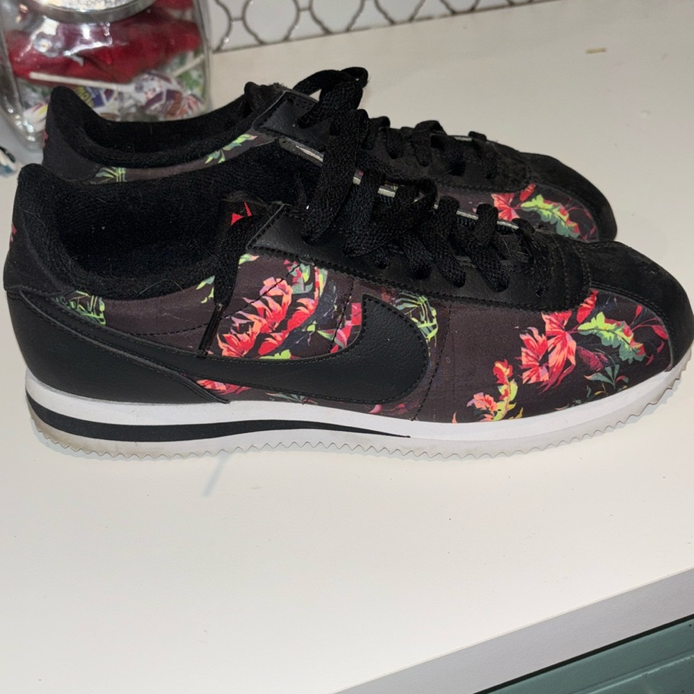 Mens Nike Cortez shoes.